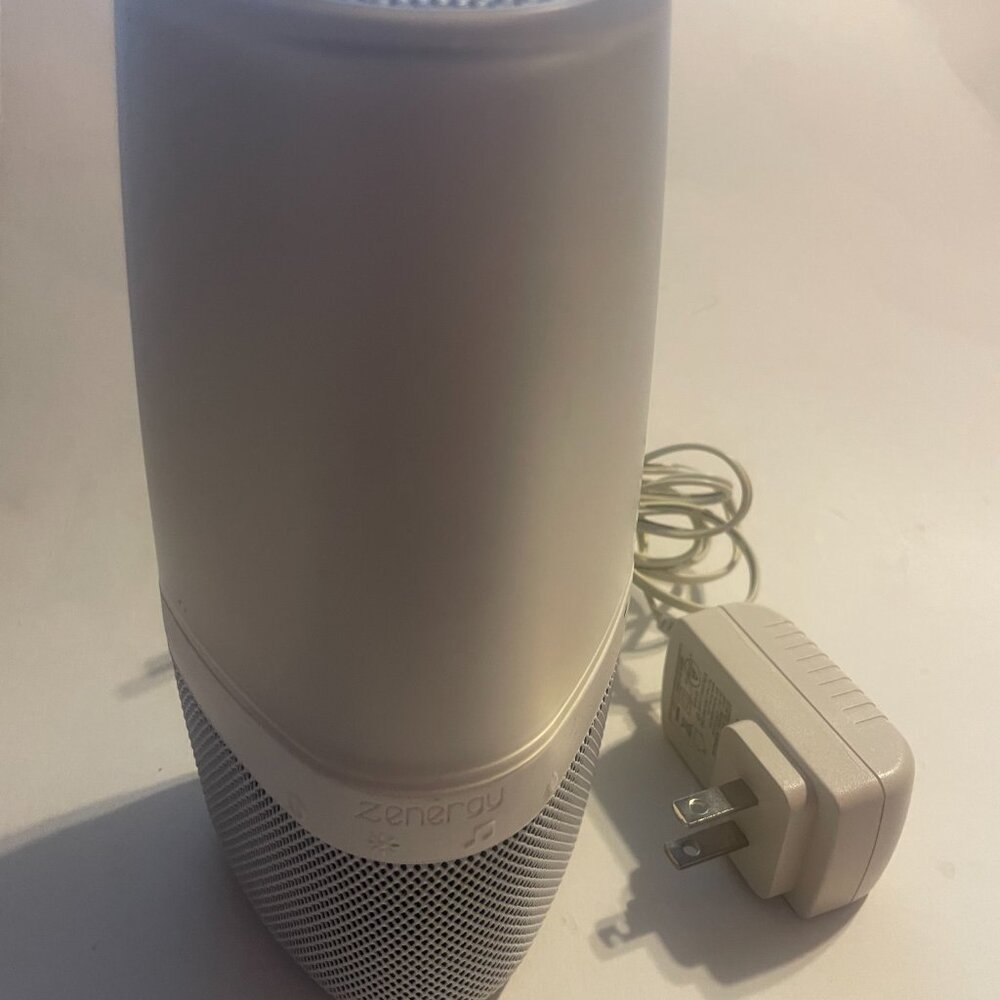 iHome Zenergy Aromatherapy Essential Oil Diffuser Bluetooth Speaker